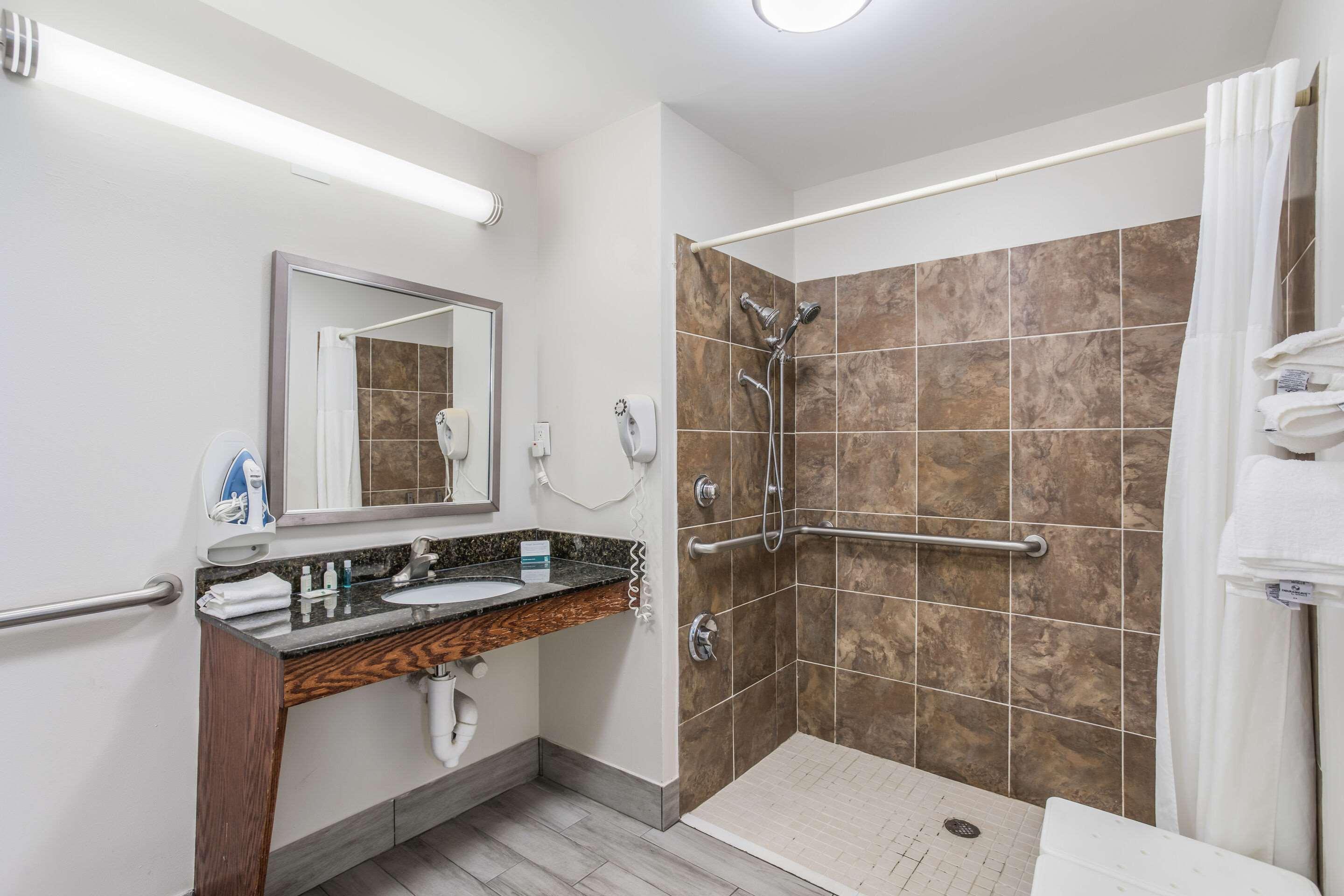 Quality Gallatin-nashville Metro Inn 2*